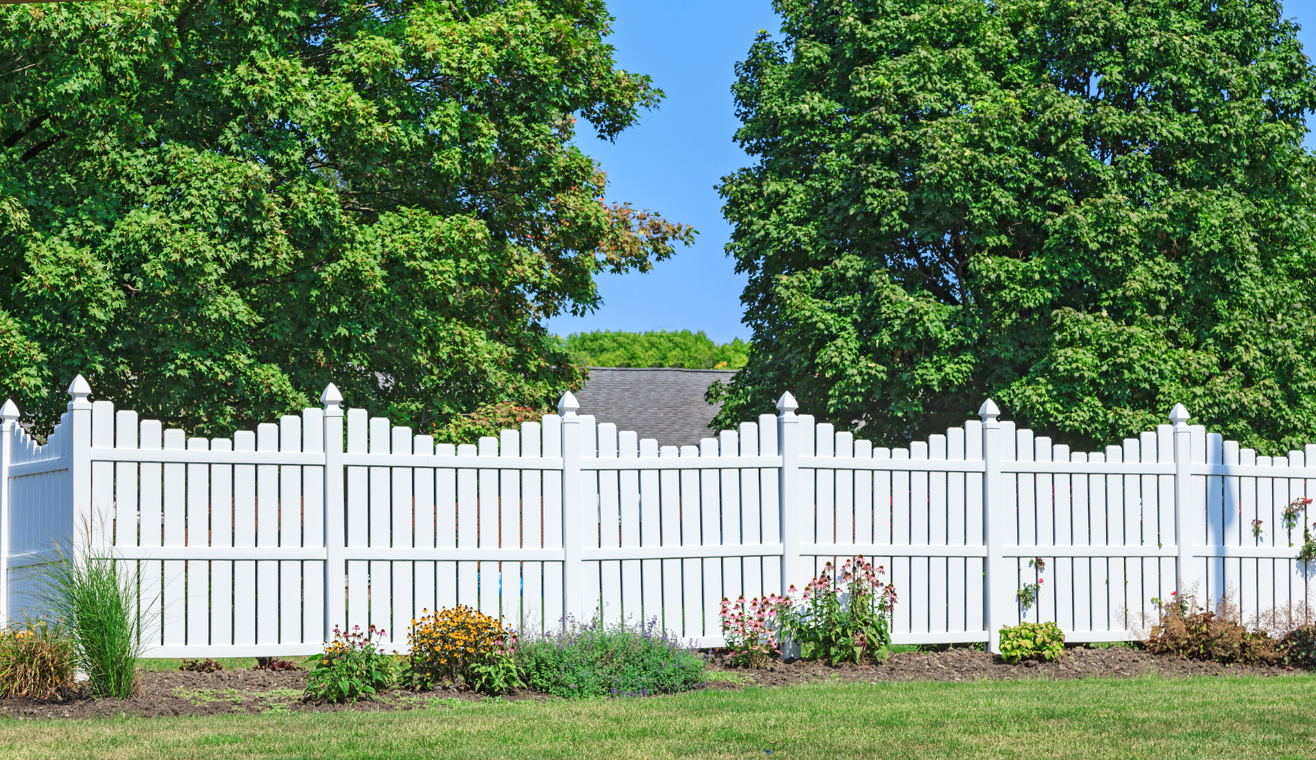 Choosing the Right Type of Fence for Your Home