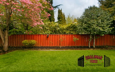 5 Backyard Fence Ideas for Fall Entertaining